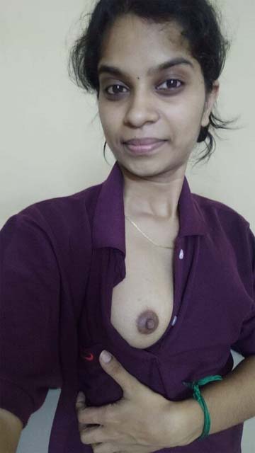 Mallu Beautiful Slim Naughty girl Nude Showing