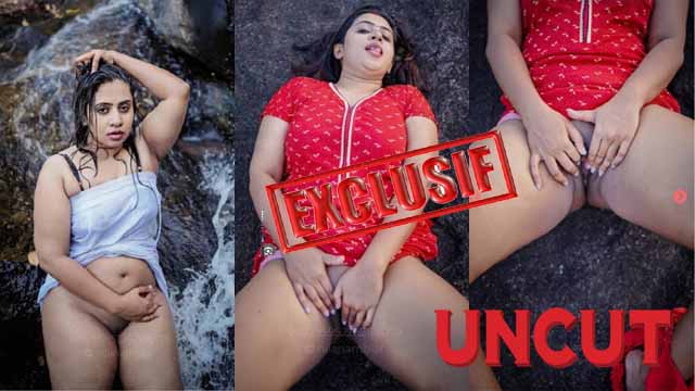Nila Nambiar Indian Model 2 New Videos – Bathing In River And Touching His Nude Ass And Teasing In Nature