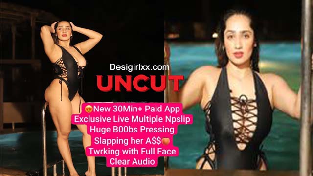 ADiTi MiSTRY Most Demanded – New Latest Paid Live Str!pping with Full Face – Multiple NiPSLiP Saying :- ” Srry Guys mere Npples Bahar aagye