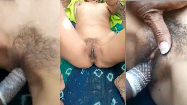 Indian Village Bhabhi Outdoor Fucking Video Viral In Online Must Watch