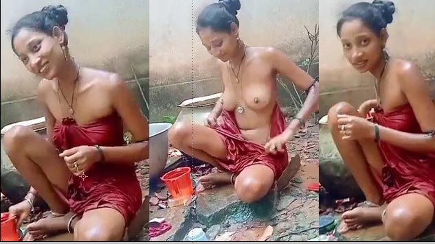 Outdoor bath of a young girl opening Dress recorded Viral Video