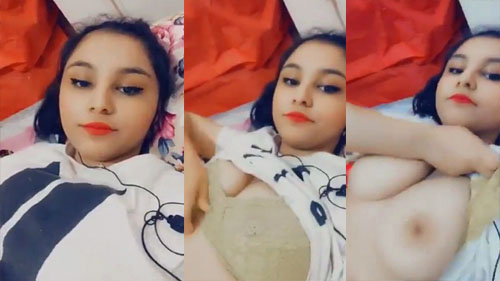 Indian Cutie Showing Her Big Boobs Must Watch