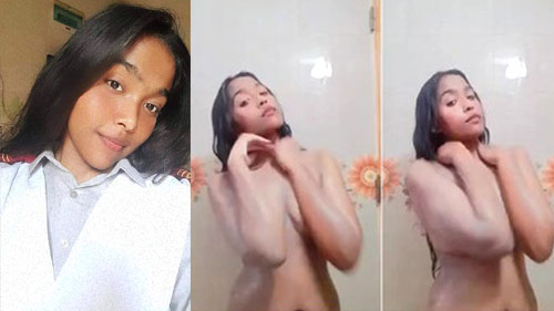 Sexy Collage Babe Teasing And Bathing Must Watch