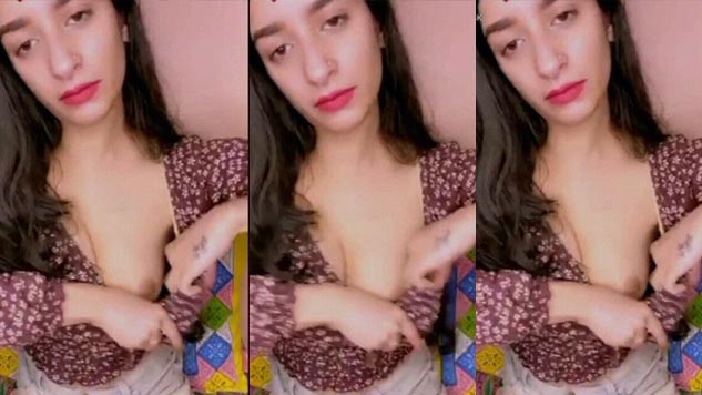 Sexy Insta Babe Showing Nipples Watch Now