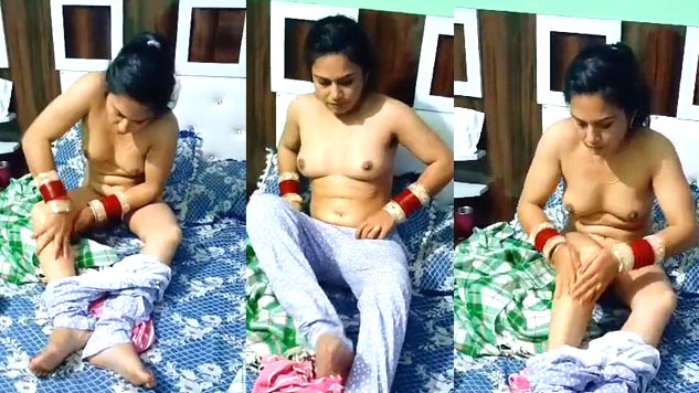 Sexy bhabhi nude recorded by lover Watch